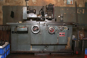 Cylindrical Grinding Machine (External and Internal)